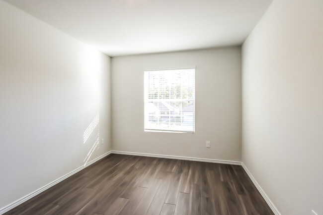 Building Photo - 22251 Red Knot Run