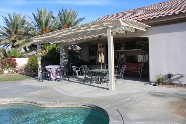 Building Photo - 40433 Corte San Carlos