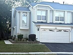 Building Photo - 852 Dighton Ln