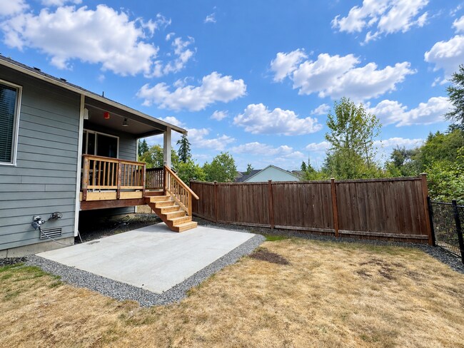 Building Photo - 1729 Cyrene Dr NW