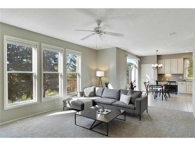 Building Photo - 1579 Stoneridge Cir