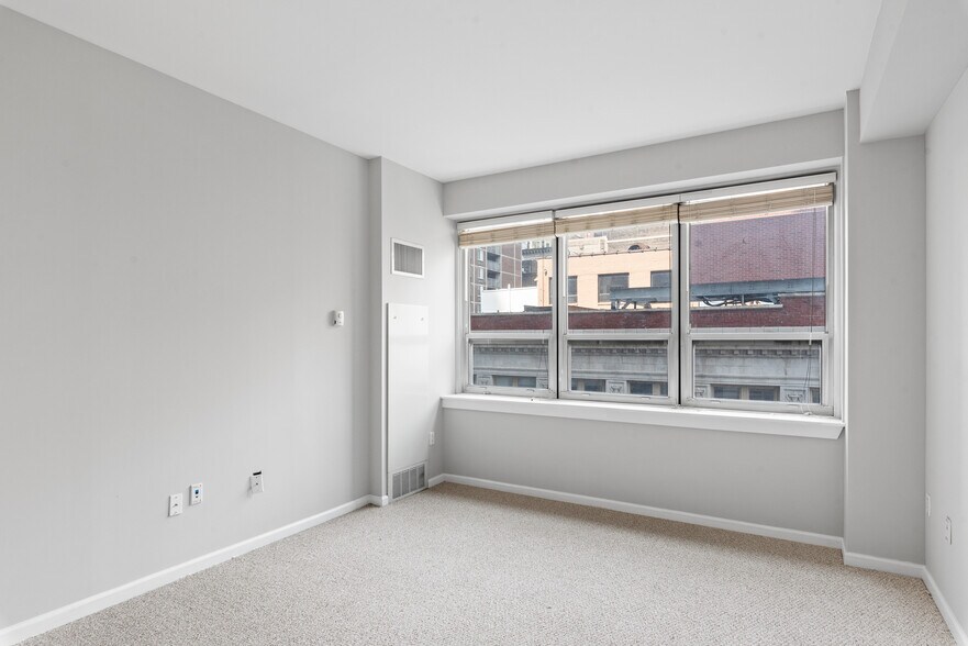 Building Photo - 1425 Locust St