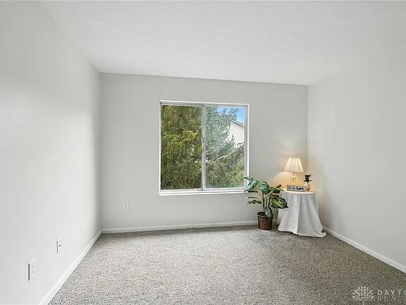 Building Photo - 8576 Timber Park Dr