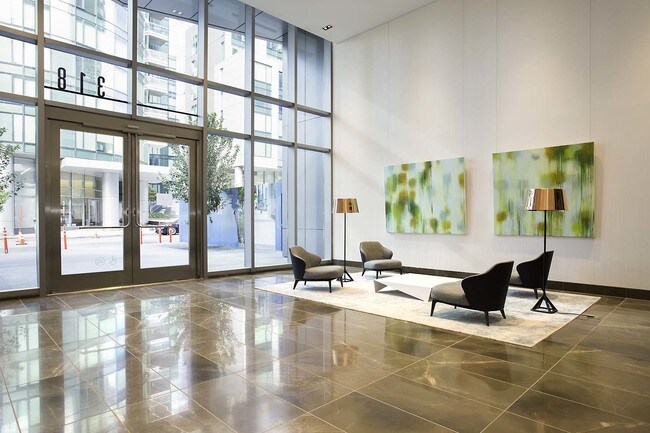 Building Photo - Stunning LUMINA Condo with Bay Views