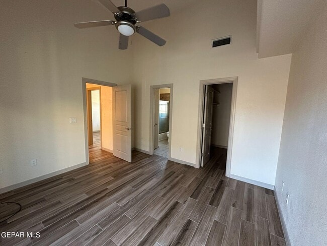 Building Photo - 5939 Bandolero Dr