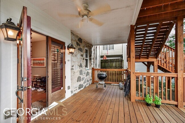 Building Photo - 841 Argonne Ave NE