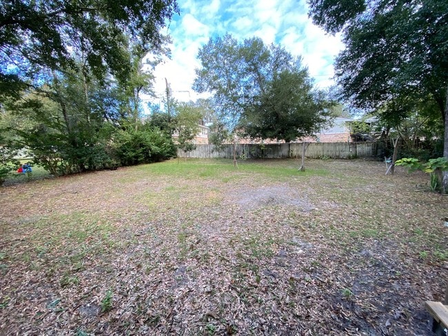 Building Photo - 112 Belmont Dr