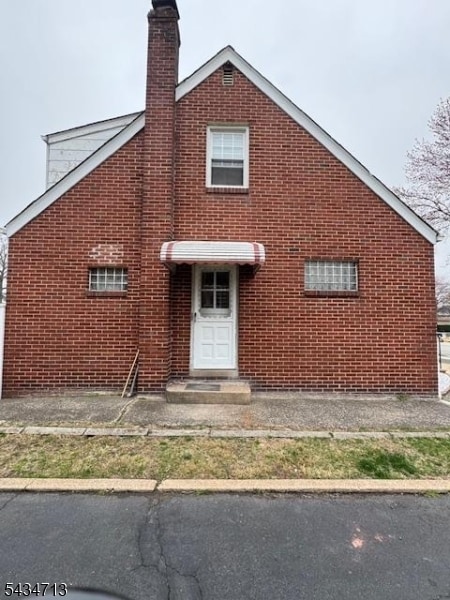Building Photo - 364 Union Ave