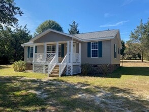 Building Photo - 1417 Woodcrest Dr