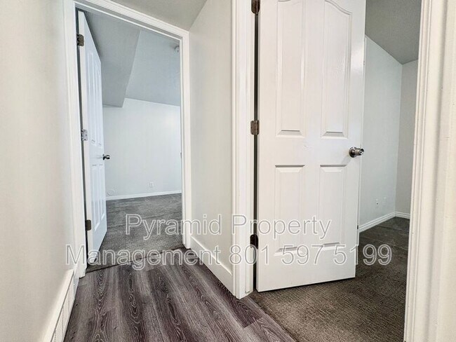 Building Photo - 3183 S 945 E