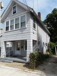 Building Photo - 212 Jackson Ave