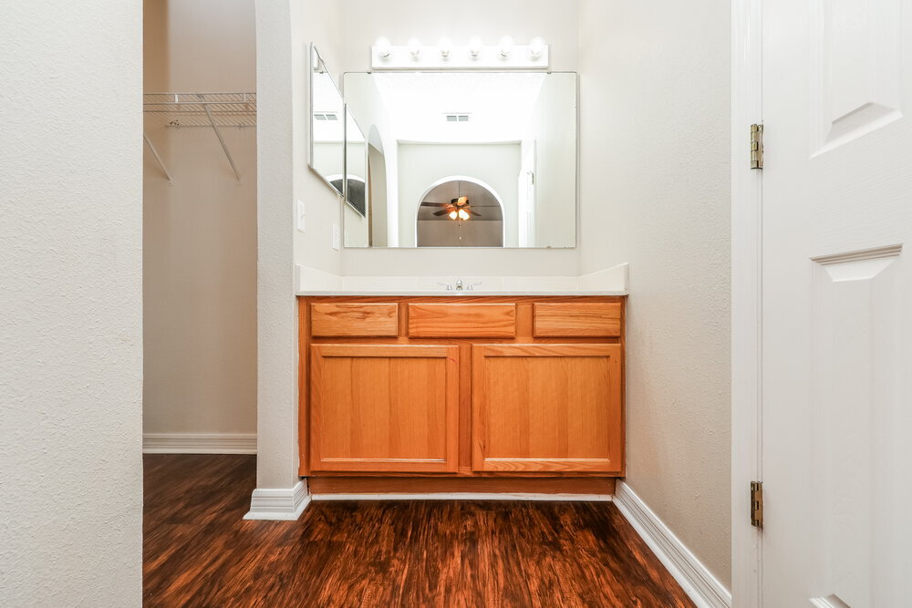 Building Photo - 11426 Ivy Flower Loop