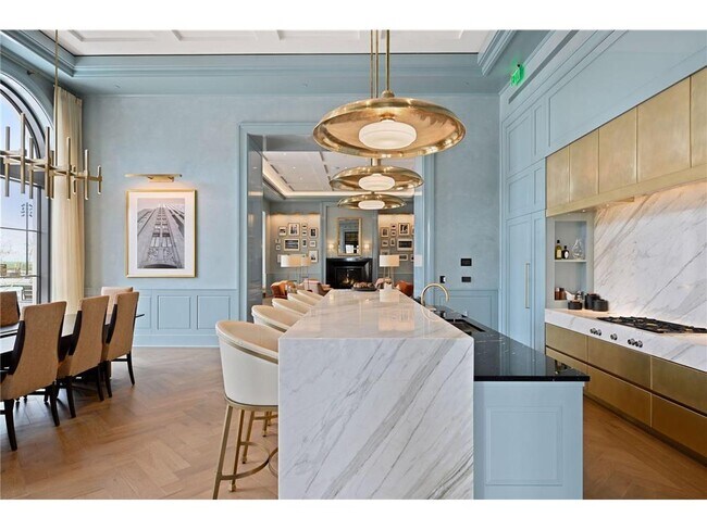 Building Photo - 1111 W River Pkwy