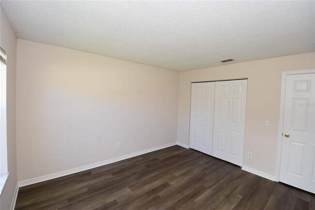 Building Photo - 19 Burning Ember Ln