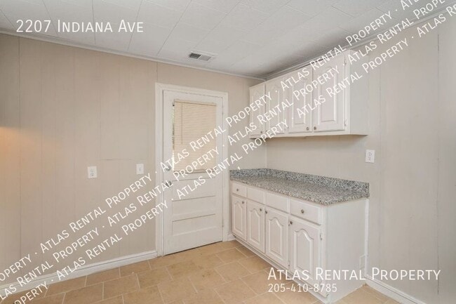 Building Photo - 2207 Indiana Ave