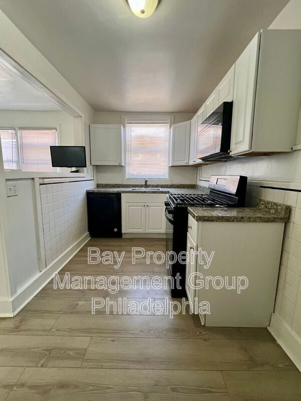 Building Photo - 624 Briarcliff Rd