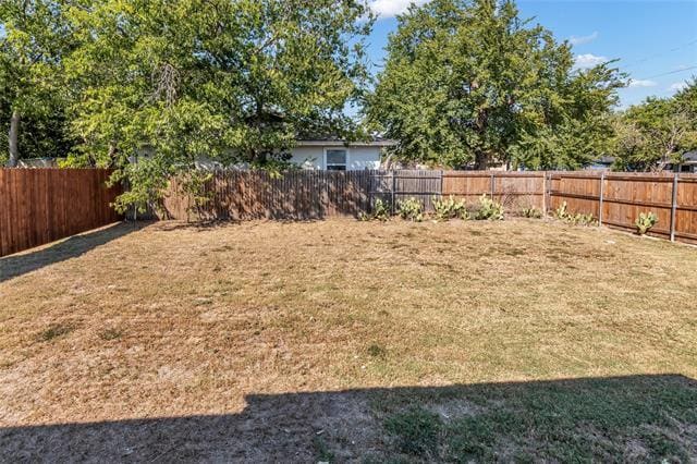 Building Photo - 5831 Dana Dr