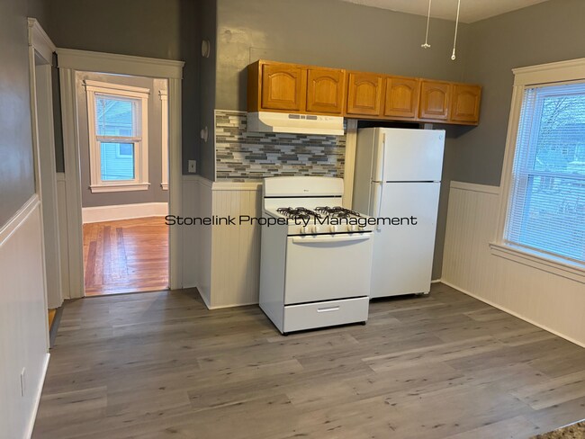 Building Photo - 192 Chandler Ave