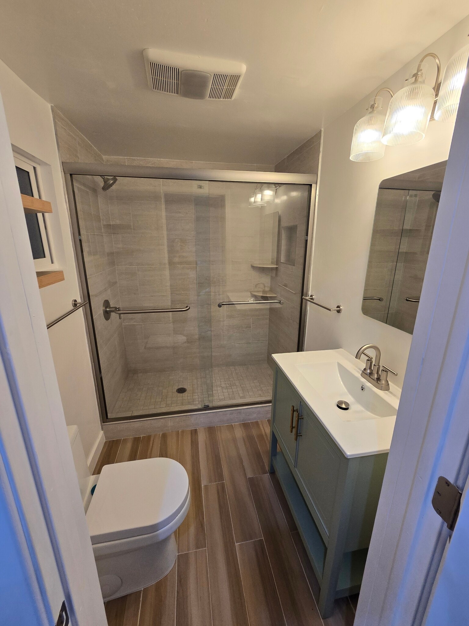 Building Photo - 3230 Cerritos Ave