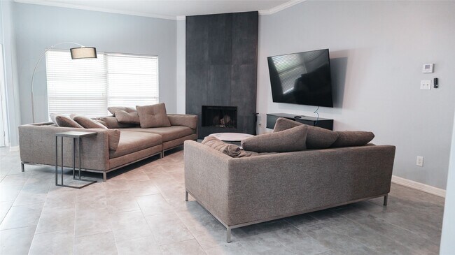 Building Photo - 12822 Ravens Chase Ln