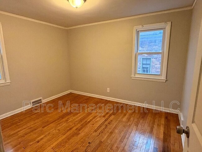 Building Photo - 16529 Pinehurst St