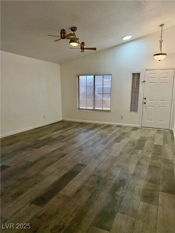 Building Photo - 652 E Sole Addiction Ave