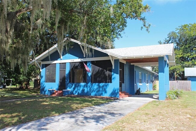 Primary Photo - 1718 E Elm Rd