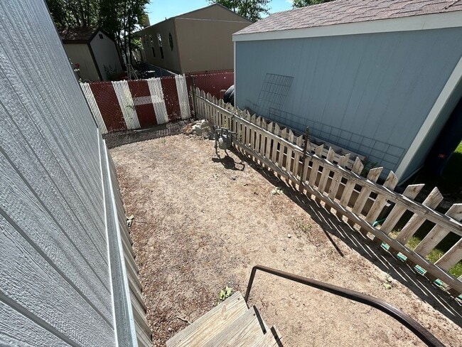 Building Photo - 3 Bed 2 Bath Mobile Home with Fenced Yard and Storage Shed