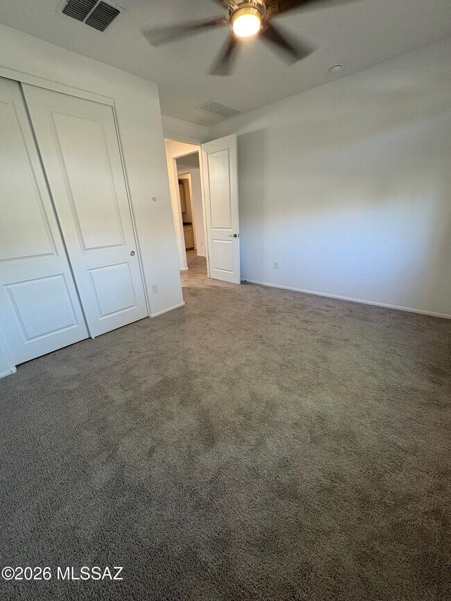 Building Photo - 10237 E Iron Horse Trail