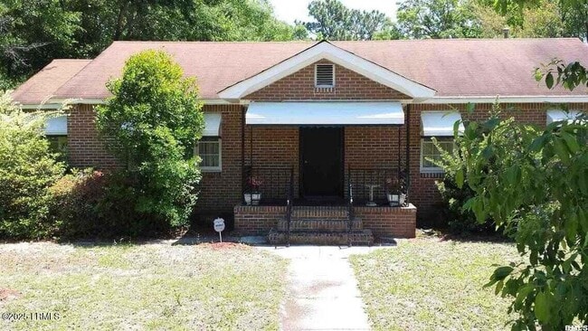 Primary Photo - 314 Sams Point Rd