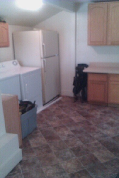 Building Photo - 720 Institute N St