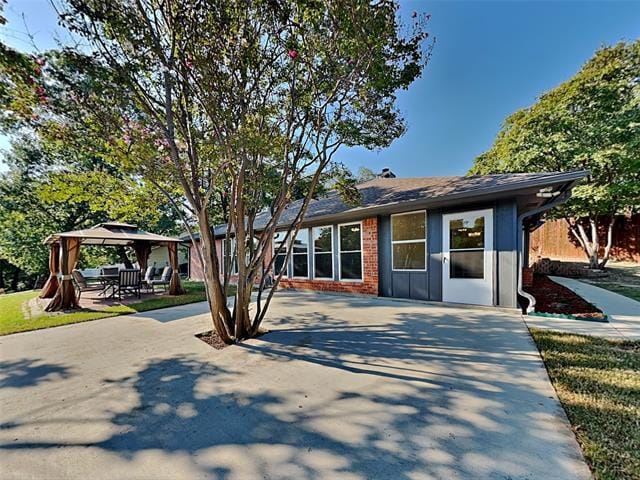 Building Photo - 9382 Live Oak Ln