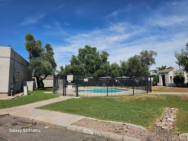 Building Photo - FREE RENT  INTERESTED??  Welcome nearly new, updated single-level patio home