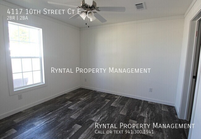 Building Photo - 4117 10th St Ct E