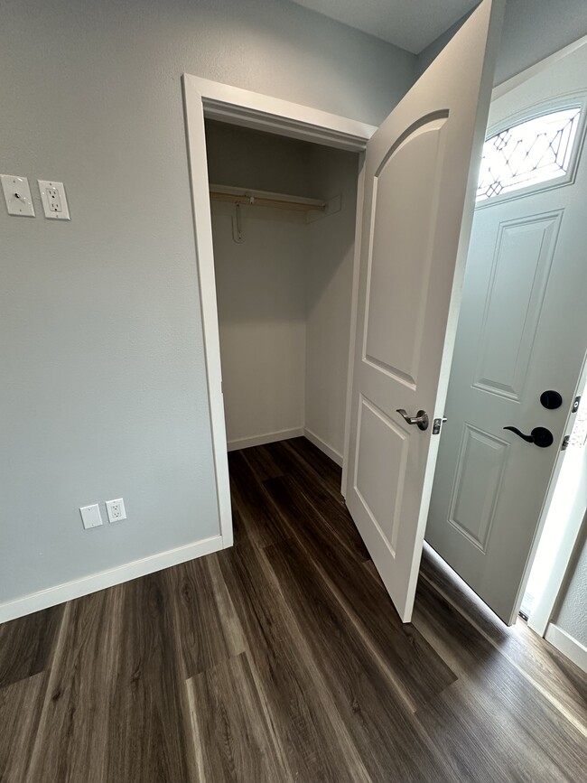 Building Photo - Casa Denver # 2