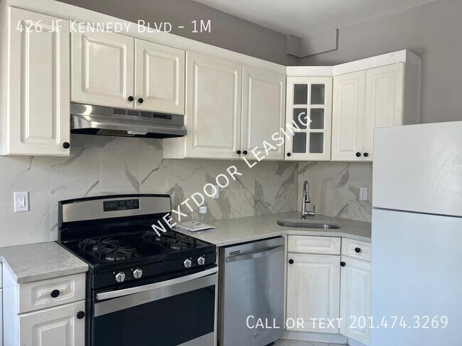 Building Photo - 426 John F. Kennedy Blvd