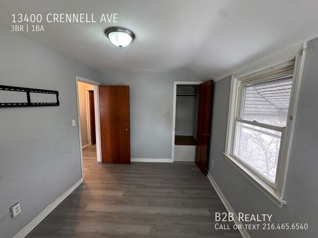 Building Photo - 13400 Crennell Ave