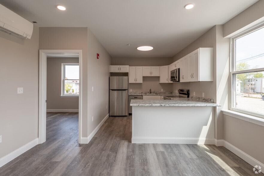 1BR, 1BA - Residences at 530 and 540 Chestnut