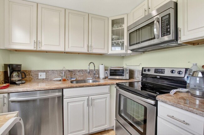 Building Photo - 154 Preston Way