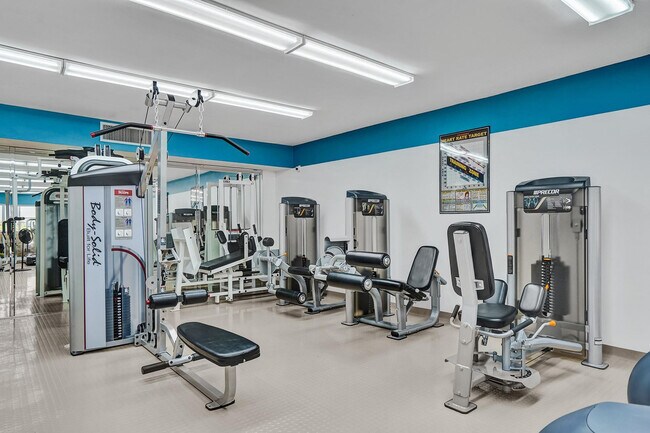 Building Photo - 4100 Galt Ocean Dr