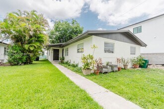 Building Photo - 25505 SW 108th Ave