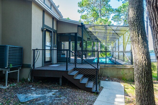 Building Photo - 150 Kelly Ln