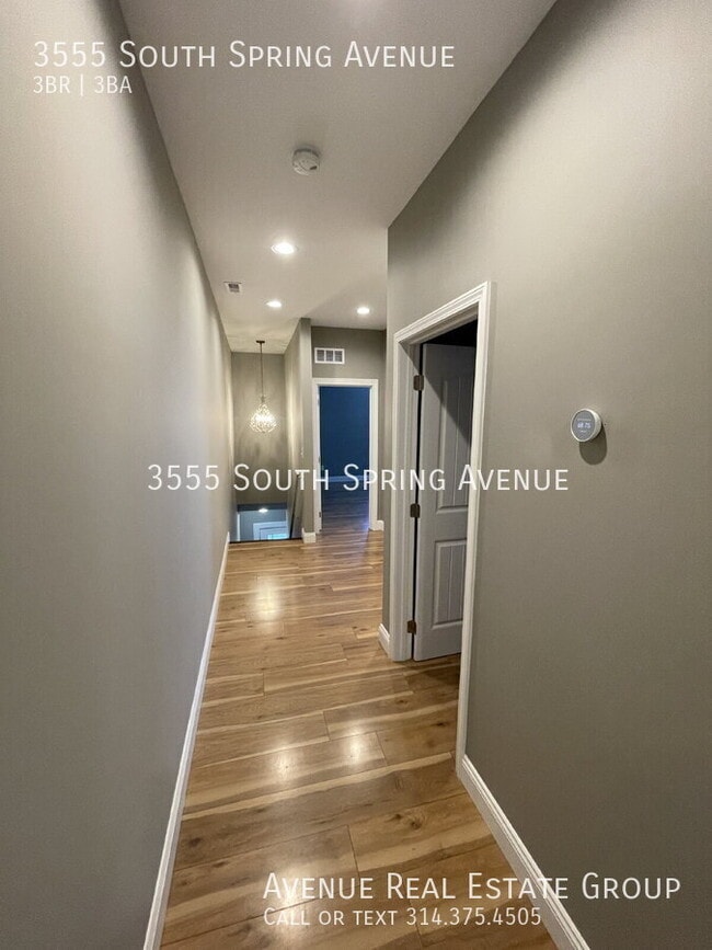 Building Photo - 3555 S Spring Ave