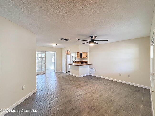 Building Photo - 1315 Lester Ct