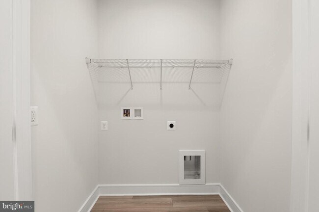 Building Photo - 14534 Alsace Ln