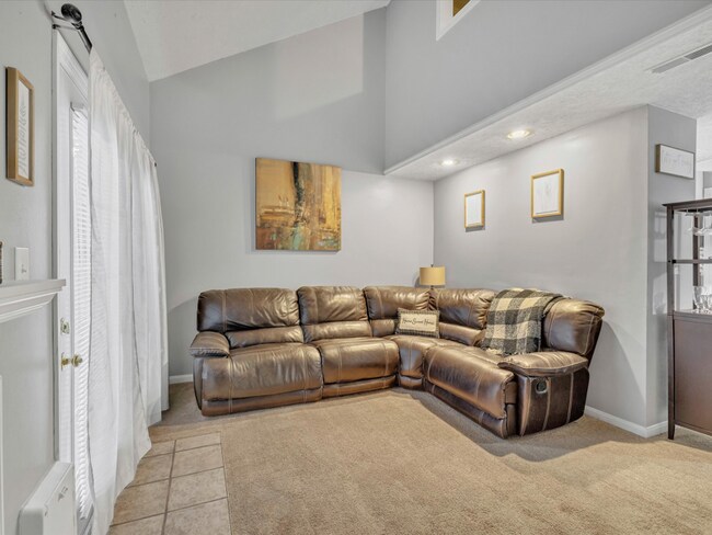 Building Photo - 4303 Loft Cove