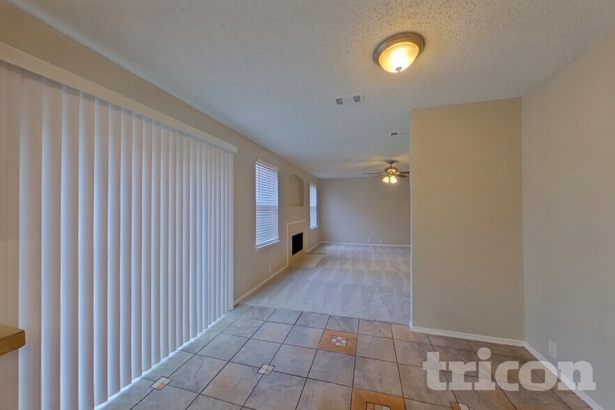 Building Photo - 1817 Citadel Dr