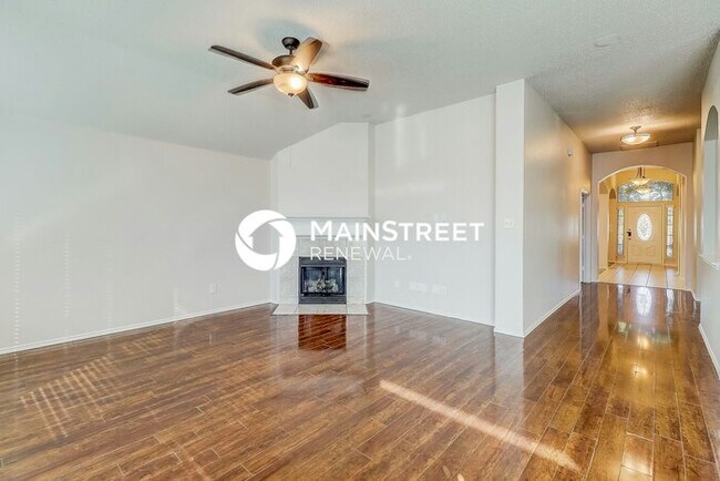 Building Photo - 4 Bedroom Pet-Friendly Home in DESOTO, TX ...
