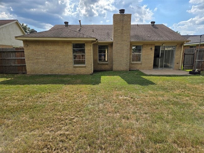 Building Photo - 4422 Wee Lassie Ln