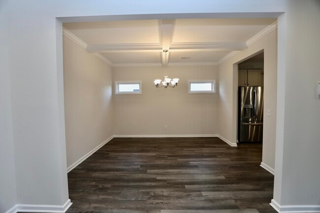 Building Photo - 1960 Barnhart Dr